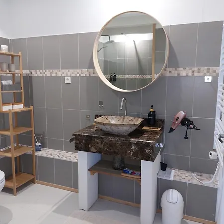 La Maison D'art * Lacour