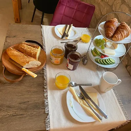La Maison D'art Frühstückspension