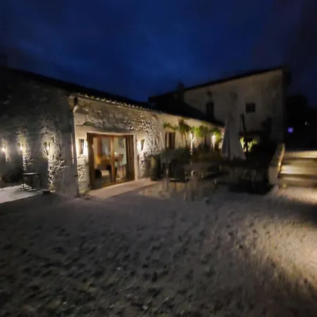 La Maison D'art לינה וארוחת בוקר *