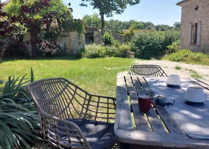 La Maison D'art לינה וארוחת בוקר *