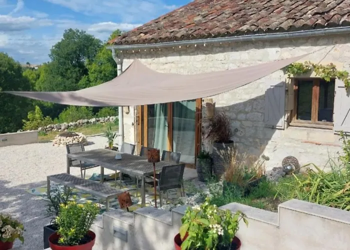 La Maison D'art לינה וארוחת בוקר *