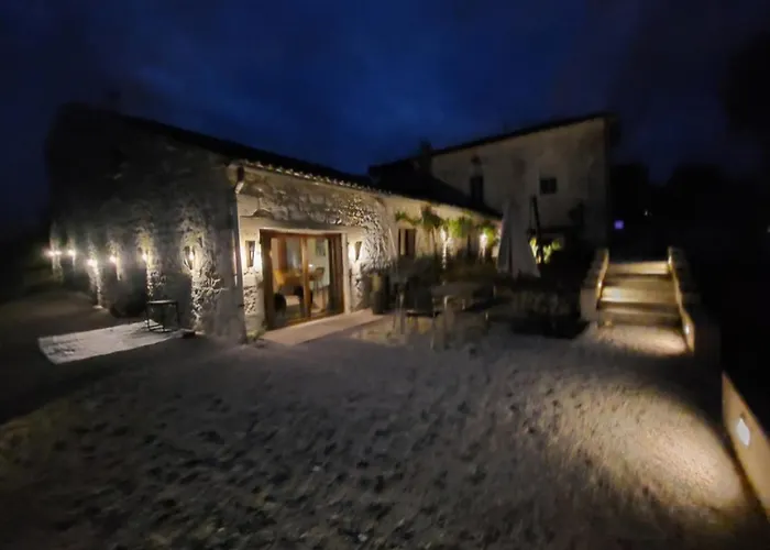 La Maison D'art לינה וארוחת בוקר *